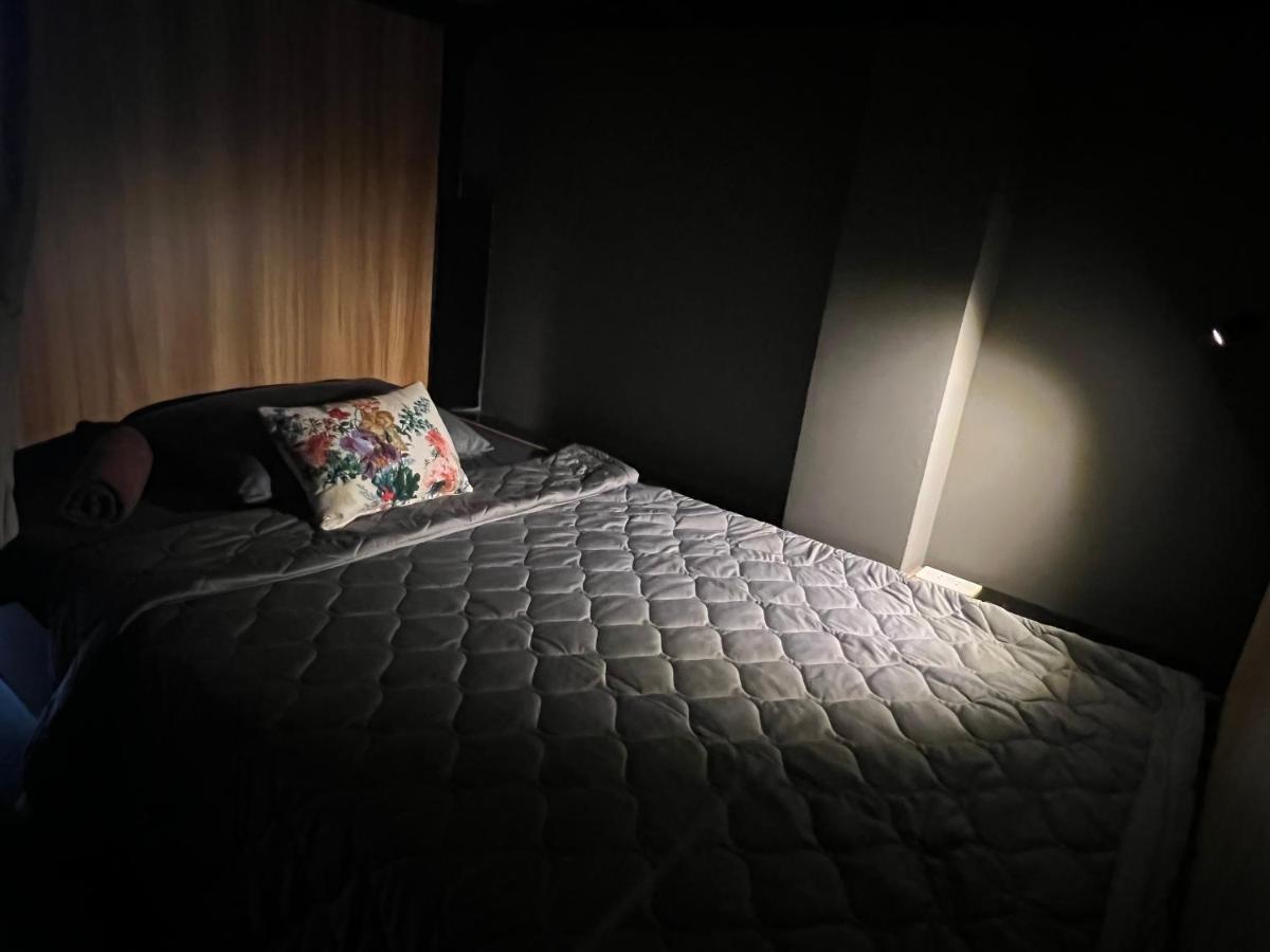 Saigon 118 Hostel And Cafeホーチミン市 エクステリア 写真